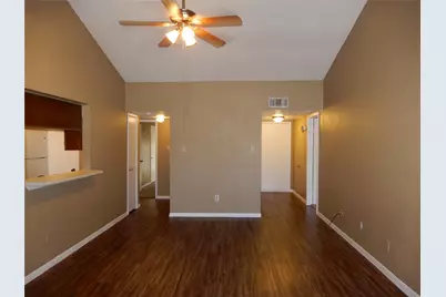 17401 Red Oak Drive #58, Houston, TX 77090 - Photo 5