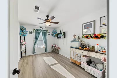 110 S 4th Street, Conroe, TX 77301 - Photo 15