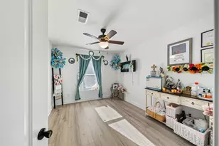 110 S 4th St, Conroe, TX 77301 - Photo 15