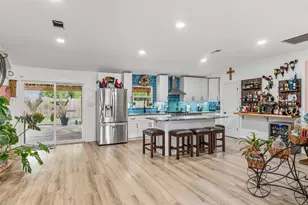 110 S 4th St, Conroe, TX 77301 - Photo 9