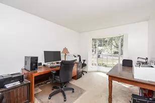 9703 Harrowgate Dr, Houston, TX 77031 - Photo 5