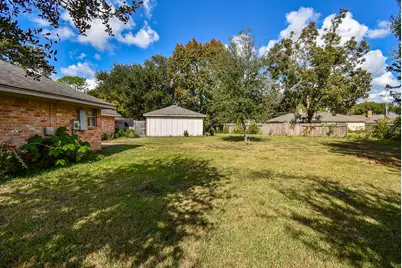 9703 Harrowgate Drive, Houston, TX 77031 - Photo 31