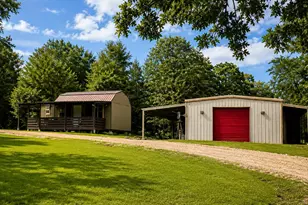 38 Martha Ln, Huntsville, TX 77320 - Photo 37