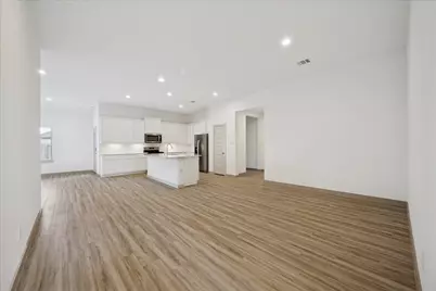 727 Kingwood Drive, League City, TX 77573 - Photo 11