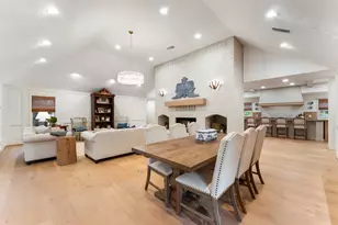 15585 Bedford Ln, Conroe, TX 77384 - Photo 17