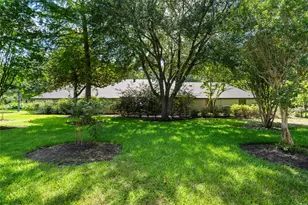 15585 Bedford Ln, Conroe, TX 77384 - Photo 39