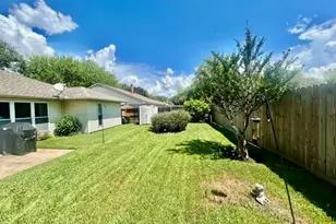 13611 Oak Ledge Dr, Houston, TX 77065 - Photo 7