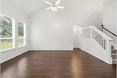 219 Myrtle Drive, Baytown, TX 77520 - Photo 23