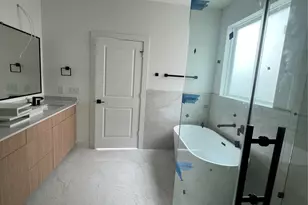 5339 A Larkin St, Houston, TX 77007 - Photo 11