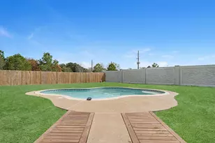 14206 Barker Bayou Ct, Cypress, TX 77429 - Photo 7