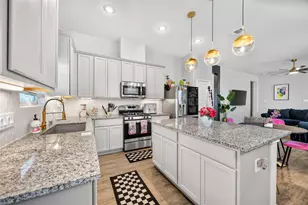 15530 Bollardpoint Ln, Houston, TX 77053 - Photo 9