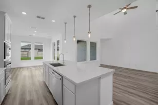 9218 Idalia Vis Ln, Cypress, TX 77433 - Photo 3