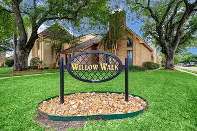 2939 Rosefield Drive, Houston, TX 77080 - Photo 35