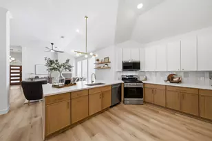 2939 Rosefield Dr, Houston, TX 77080 - Photo 17