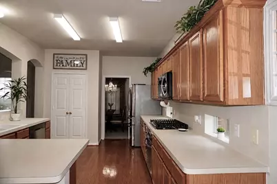 12206 Gatemont Court, Houston, TX 77066 - Photo 11