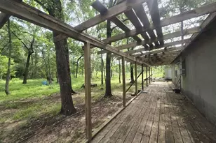 470 Trails End Dr, Cleveland, TX 77328 - Photo 7