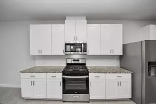 3830 Glossy Lk Dr, Houston, TX 77082 - Photo 13