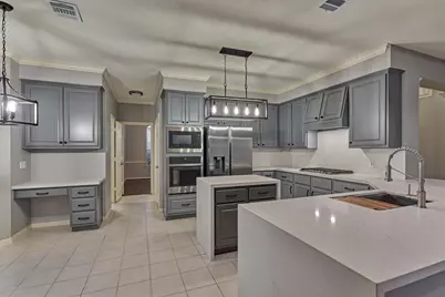 151 Bristol Bend Circle, The Woodlands, TX 77382 - Photo 17