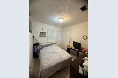 10026 Lasaber Court, Houston, TX 77038 - Photo 15