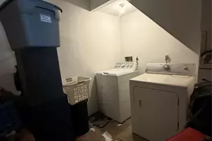 10026 Lasaber Ct, Houston, TX 77038 - Photo 11