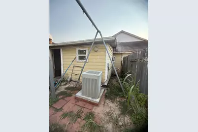 10026 Lasaber Court, Houston, TX 77038 - Photo 27