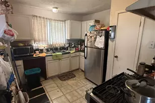 10026 Lasaber Ct, Houston, TX 77038 - Photo 9