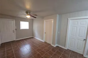 3335 Tuam St, Houston, TX 77004 - Photo 3