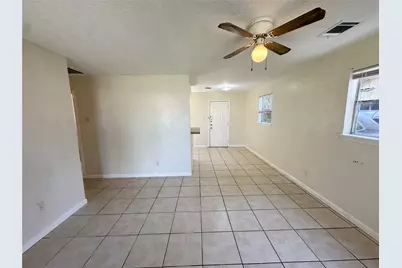 2514 Avenue B, Dickinson, TX 77539 - Photo 3
