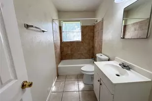 2514 Avenue B, Dickinson, TX 77539 - Photo 5