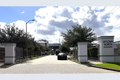 5921 E Post Oak Lane, Houston, TX 77055 - Photo 25