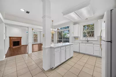 88 Laughing Brook Court, The Woodlands, TX 77380 - Photo 7