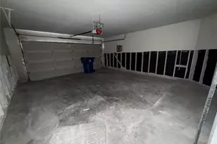 8109 Catalpa St, Texas City, TX 77591 - Photo 13