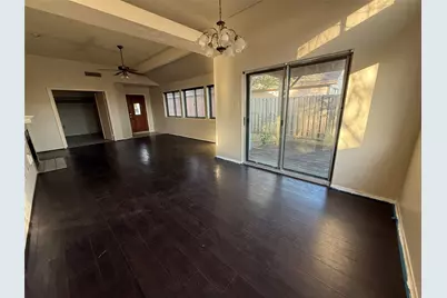 8109 Catalpa Street, Texas City, TX 77591 - Photo 5