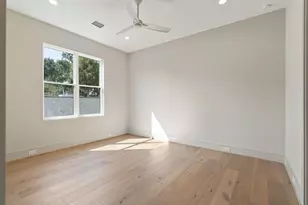 711 E 12th St, Houston, TX 77008 - Photo 35