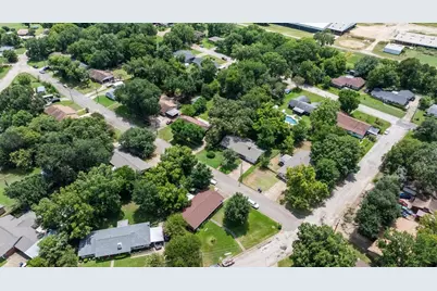 1403 Sanders, Crockett, TX 75835 - Photo 3