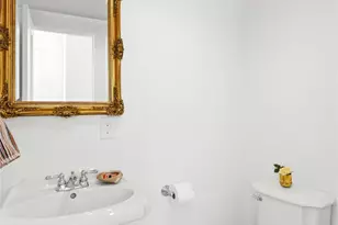 611 W Main St, Houston, TX 77006 - Photo 17