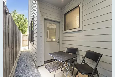 2119 Hadley Street, Houston, TX 77003 - Photo 9