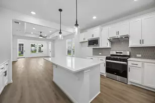 14326 Bluebonnet Bnd Ct, Willis, TX 77318 - Photo 11