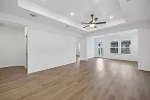 14326 Bluebonnet Bnd Ct, Willis, TX 77318 - Photo 5