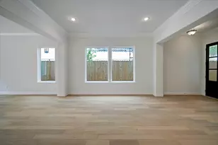 945 Wakefield Dr, Houston, TX 77018 - Photo 9