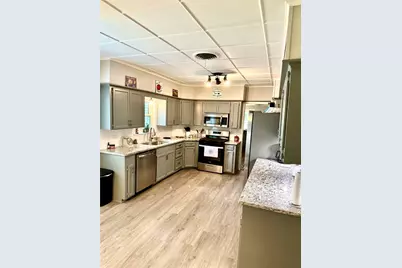 216 S William Barnett Avenue, Cleveland, TX 77327 - Photo 9