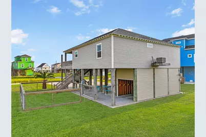 2025 Vista Drive, Crystal Beach, TX 77650 - Photo 25