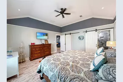 2025 Vista Drive, Crystal Beach, TX 77650 - Photo 9