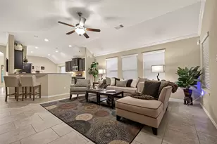 6807 Peach Mill Ln, Dickinson, TX 77539 - Photo 13