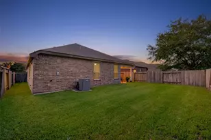 6807 Peach Mill Ln, Dickinson, TX 77539 - Photo 45