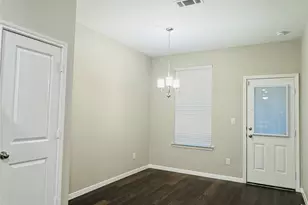 10473 Pineland Dr, Willis, TX 77378 - Photo 17