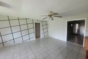 2709 21st Ave N, Texas City, TX 77590 - Photo 11