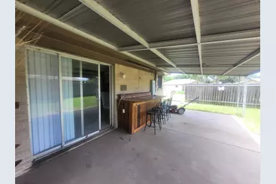 2709 21st Avenue N, Texas City, TX 77590 - Photo 3