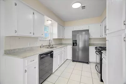 784 Marlin, Bayou Vista, TX 77563 - Photo 15