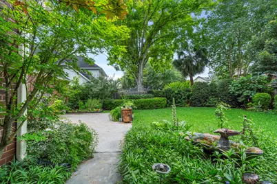 23 Saint Simons Court, Sugar Land, TX 77479 - Photo 3
